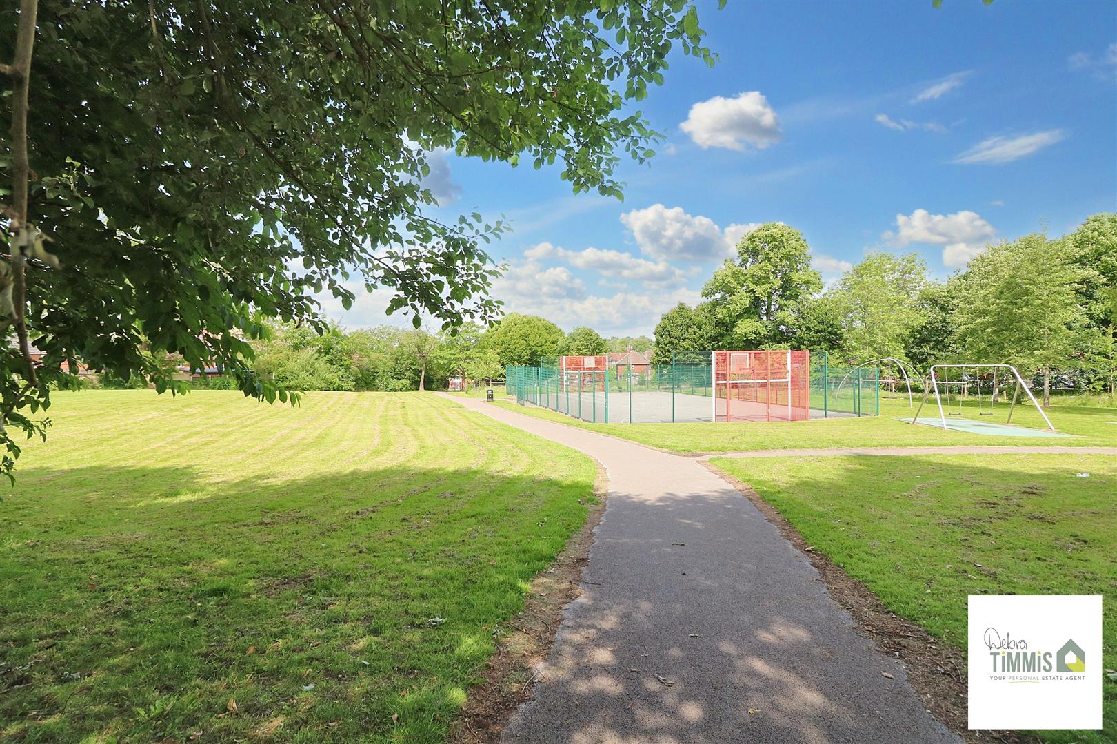 Maryfield Walk, Penkhull, Stoke-On-Trent